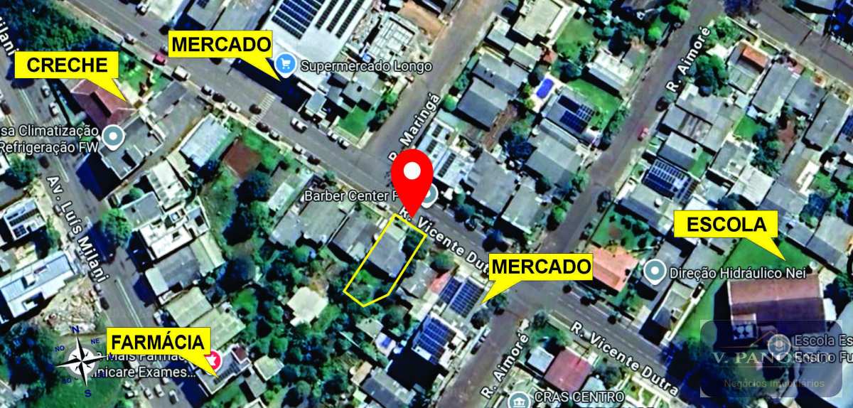Terreno  com casa em madeira beneficiada de  442m²