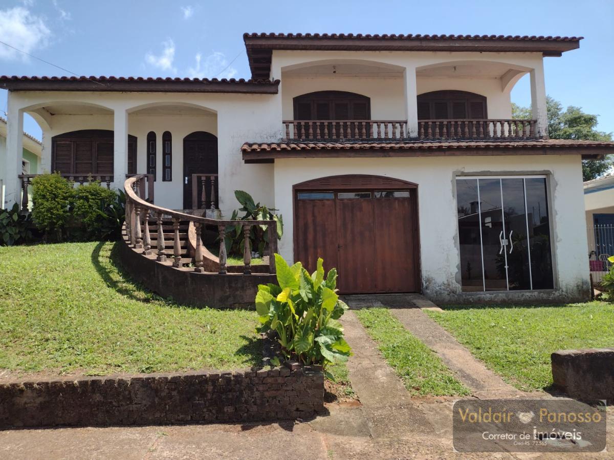 Casa com 3 quartos, 400m², à venda em Caiçara, Centro