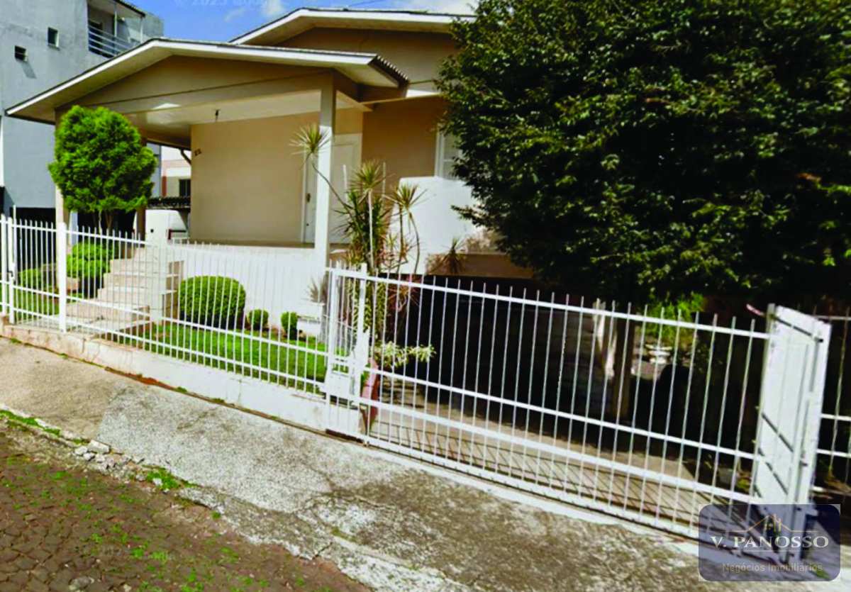 Casa em Alvenaria com 3 dorm. otima localizaçao